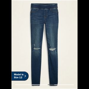 Old Navy Distressed Jeggings